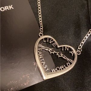 “Olivia Rodrigo- Sour prom” necklace.